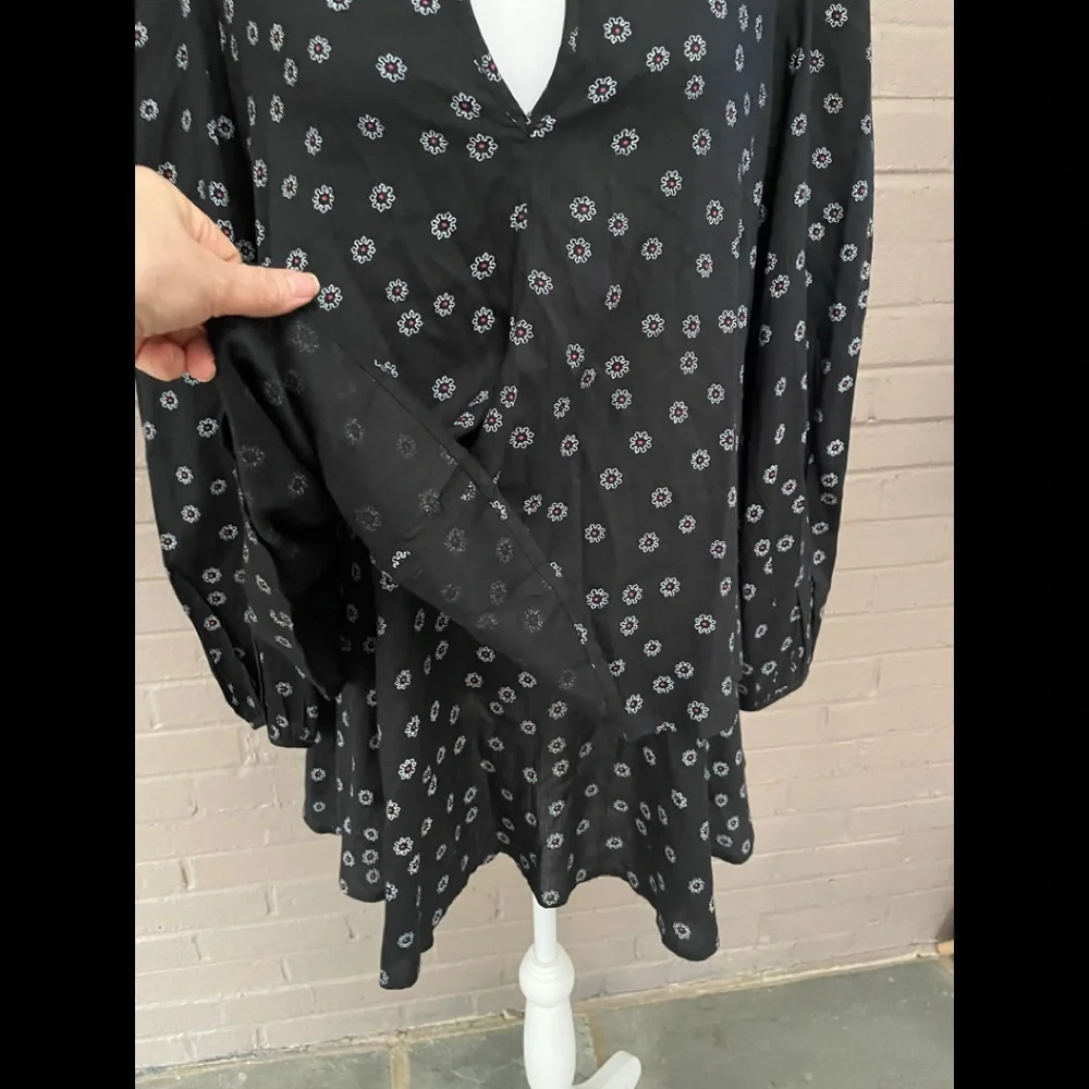 Free People Black floral print tiered top S